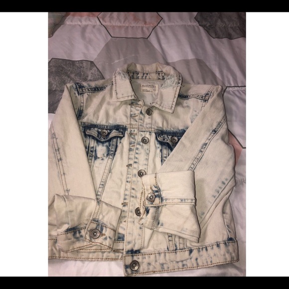 BlueNotes Jean Jacket - Picture 1 of 4